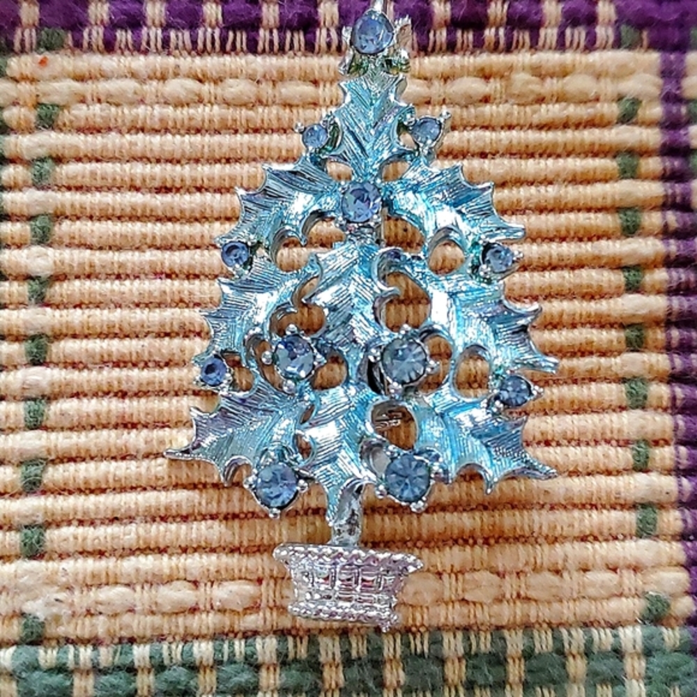 Antique Christmas tree pin. New (never worn) strikingly beautiful.